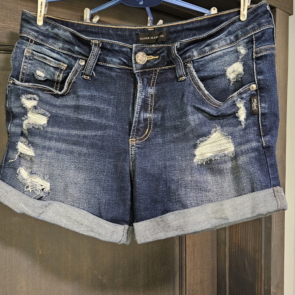 Silver jeans boyfriend short
